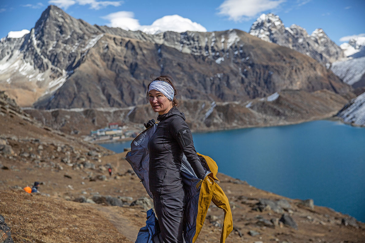 Women's baselayer (layering shell over Arc'teryx Rho LT Zip Neck)