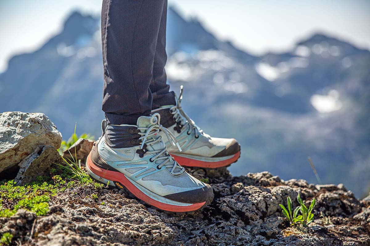 Topo Athletic Trailventure 2 WP women's hiking shoe (close-up)