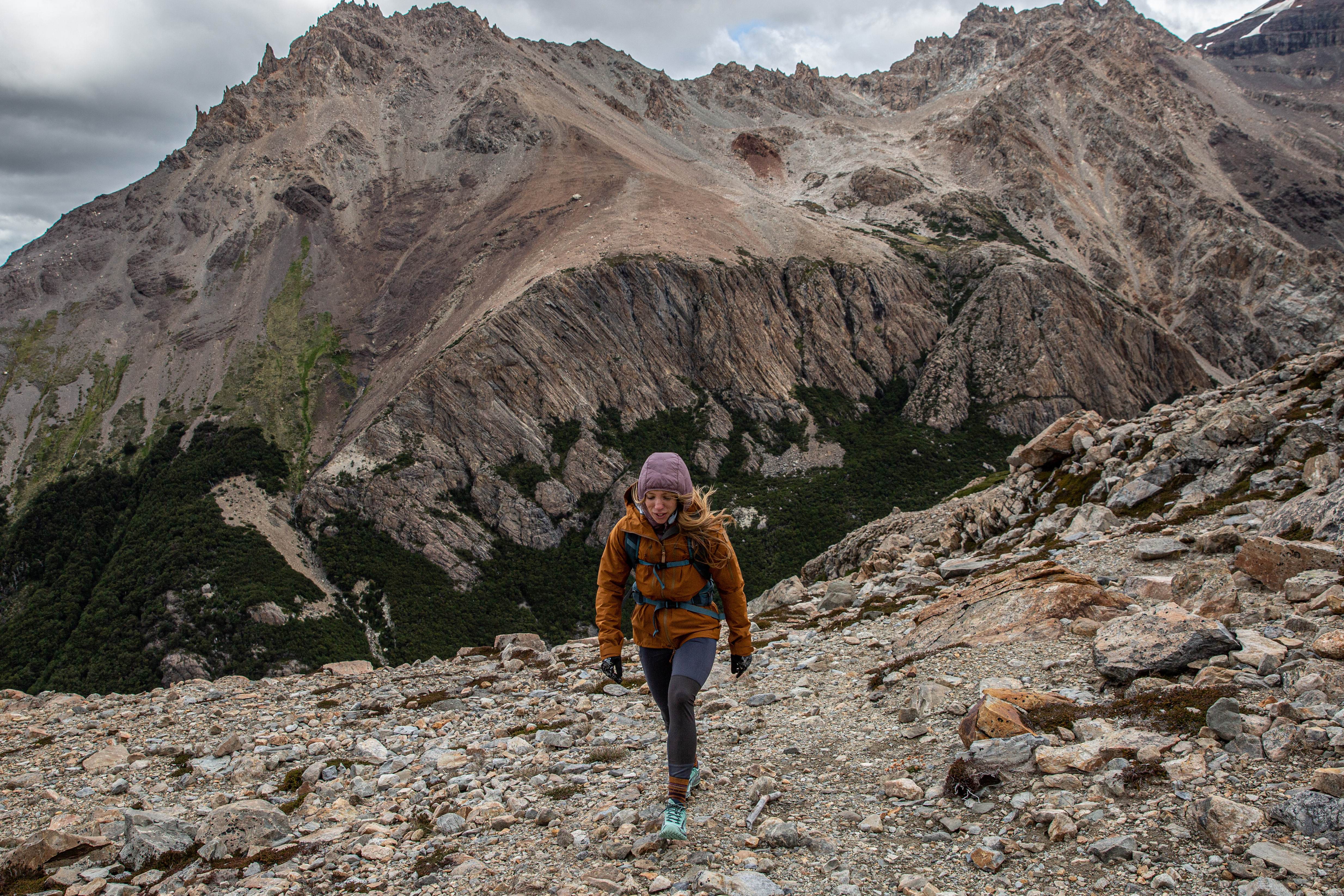 Women's hiking pants (day hike in Patagonia Pack Out Hike Tights)