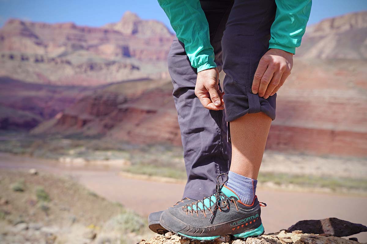 BEST HIKING PANTS FOR WOMEN: 7 Hiking Pants For Women (2023 Buying Guide) 