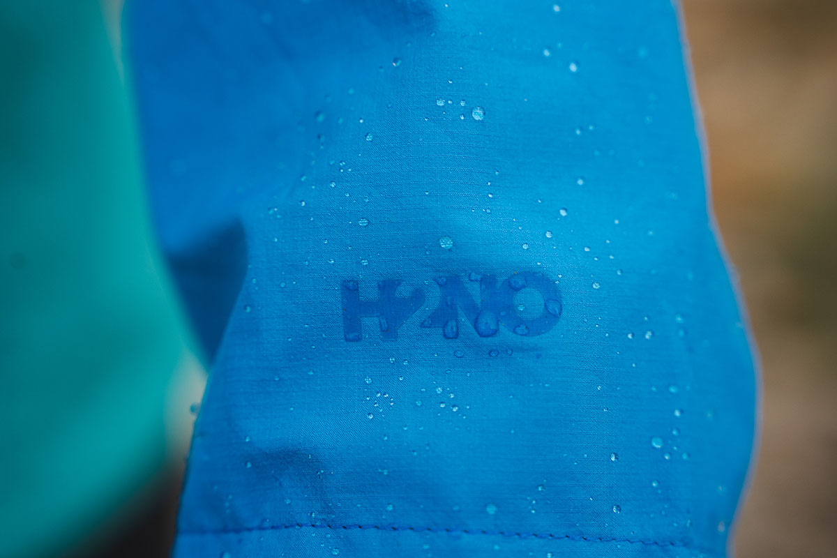 Women's rain jacket (waterproof membrane)