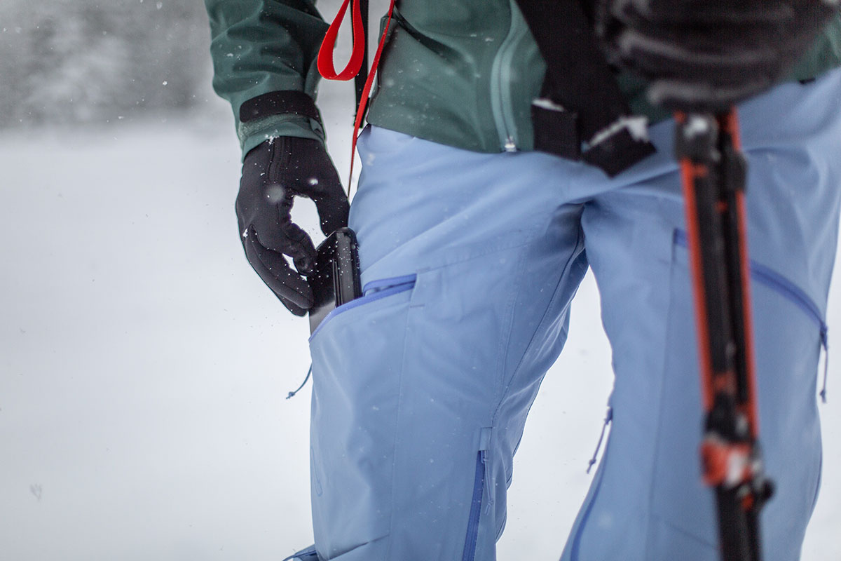 PERSIT Women's Snow Ski Pants Waterproof Windproof Fleece Lined Winter Rain Outdoor Cargo Hiking Pants with Pockets 