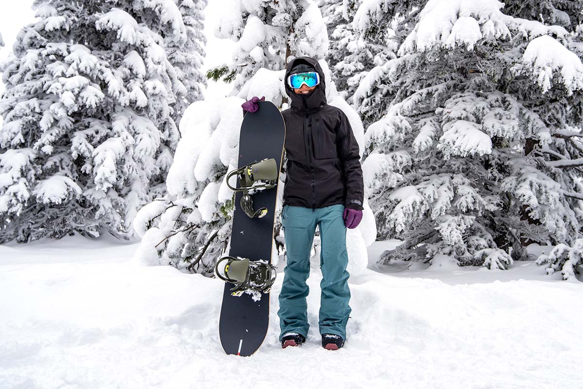 Women's snowboard pants (Oyuki Nimi bibs and jacket)