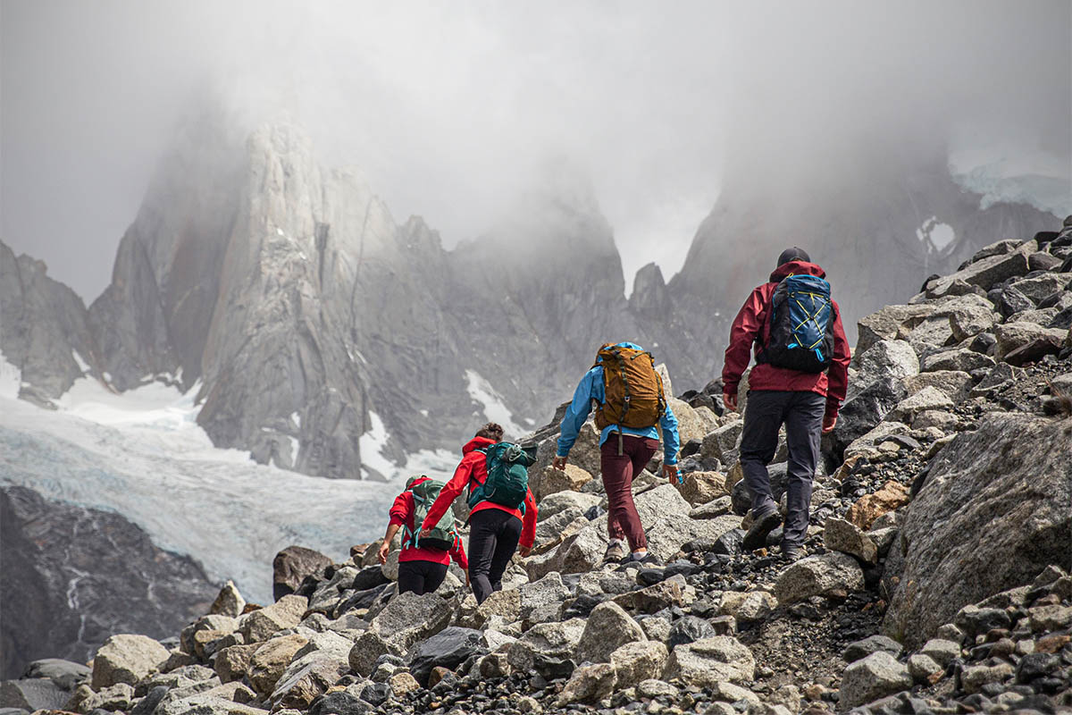 Day hiking checklist (daypacks in Patagonia)