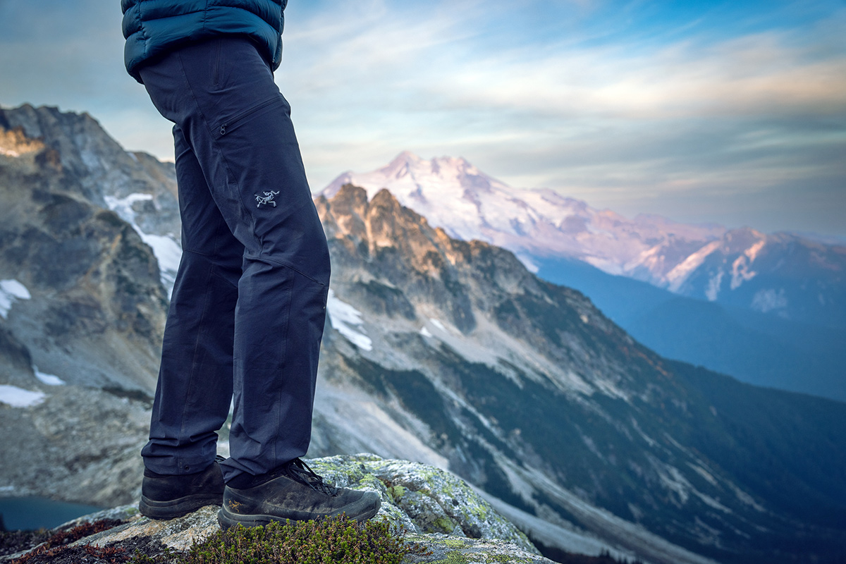 Arc'teryx Aerios FL 2 Mid GTX (sunset on Little Giant Spider Loop)