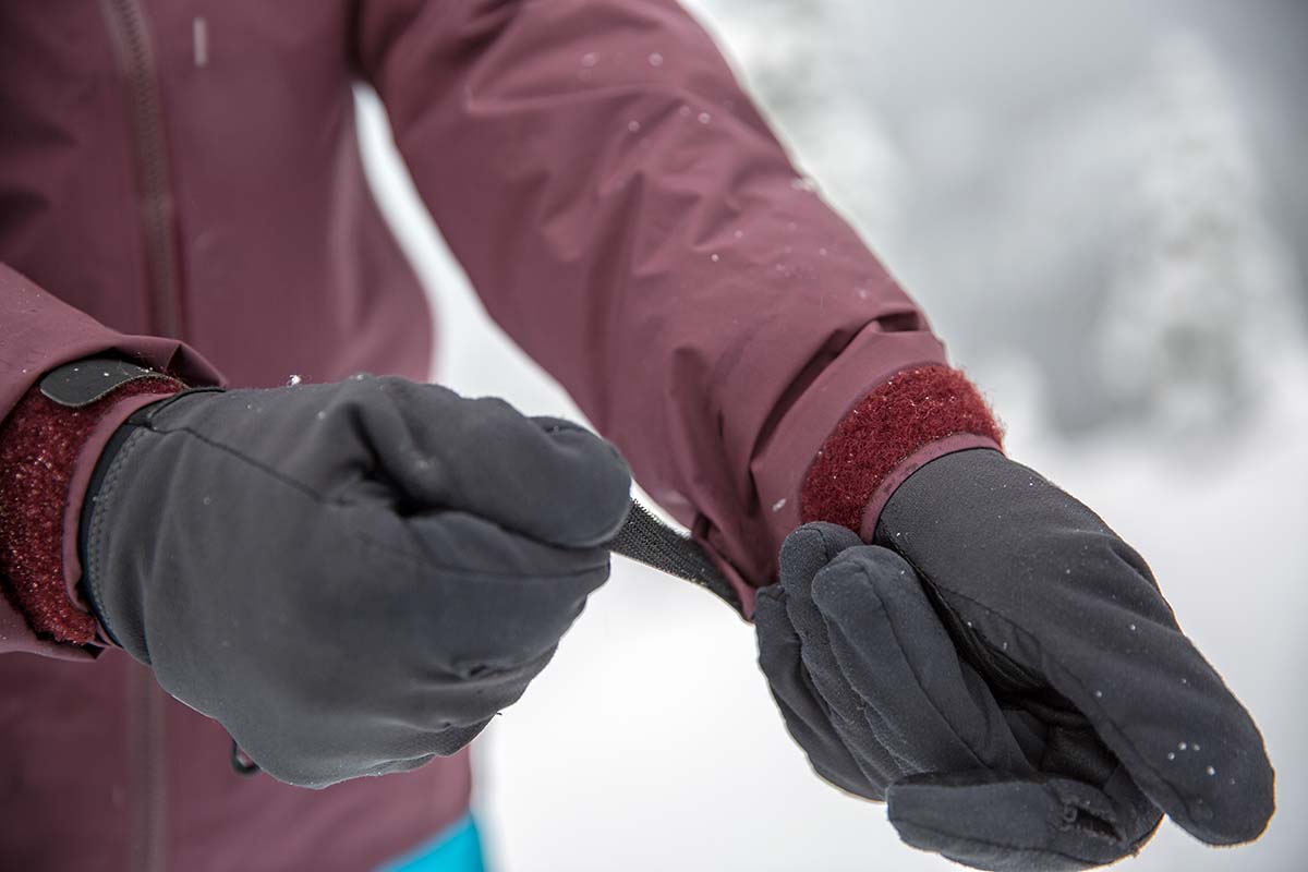 Arc'teryx Beta FL hardshell jacket (Velcro cuffs)