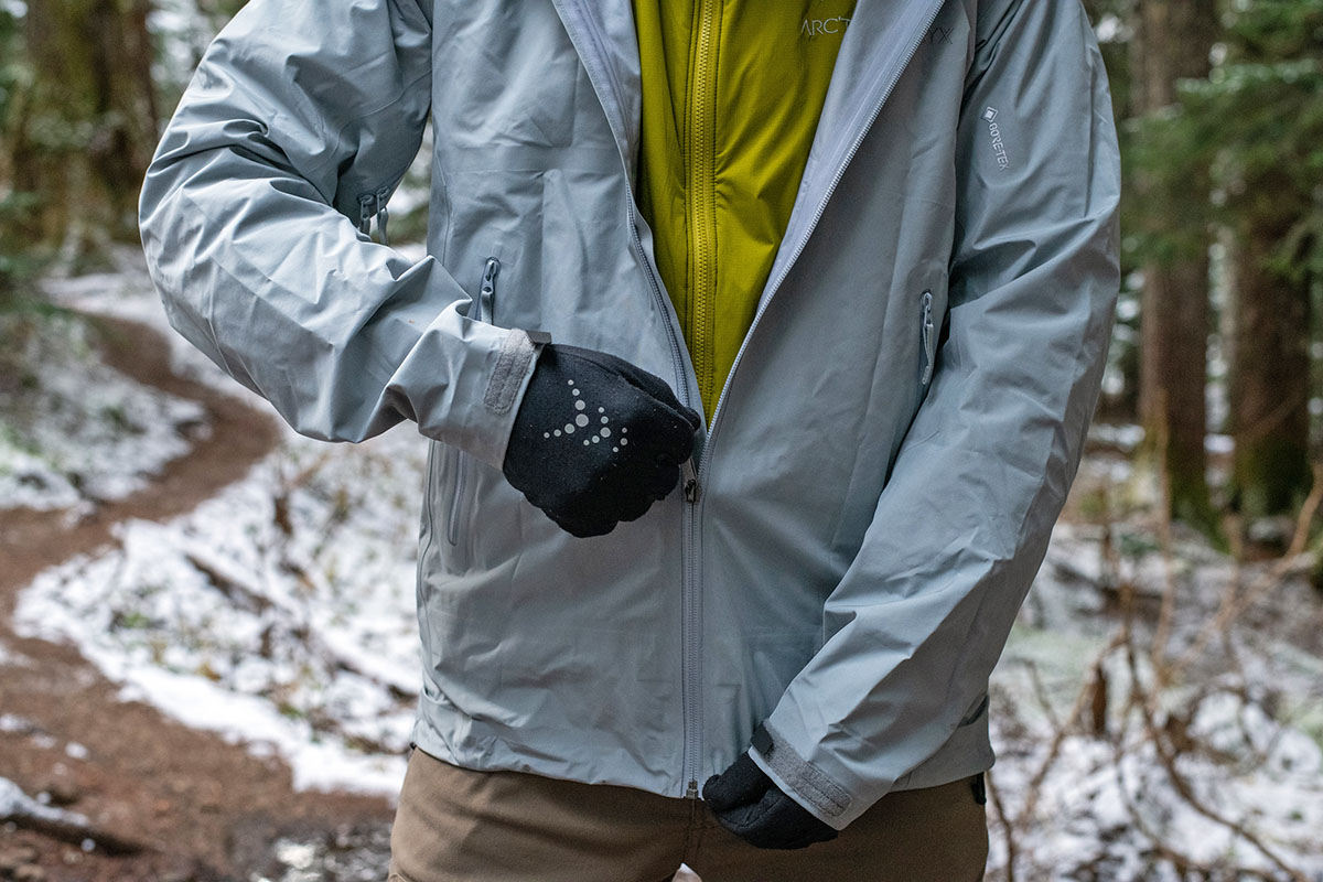 Arc'teryx Beta LT Jacket Hadron Review: A Bomber Rain Shell You'll Never  Have to Replace