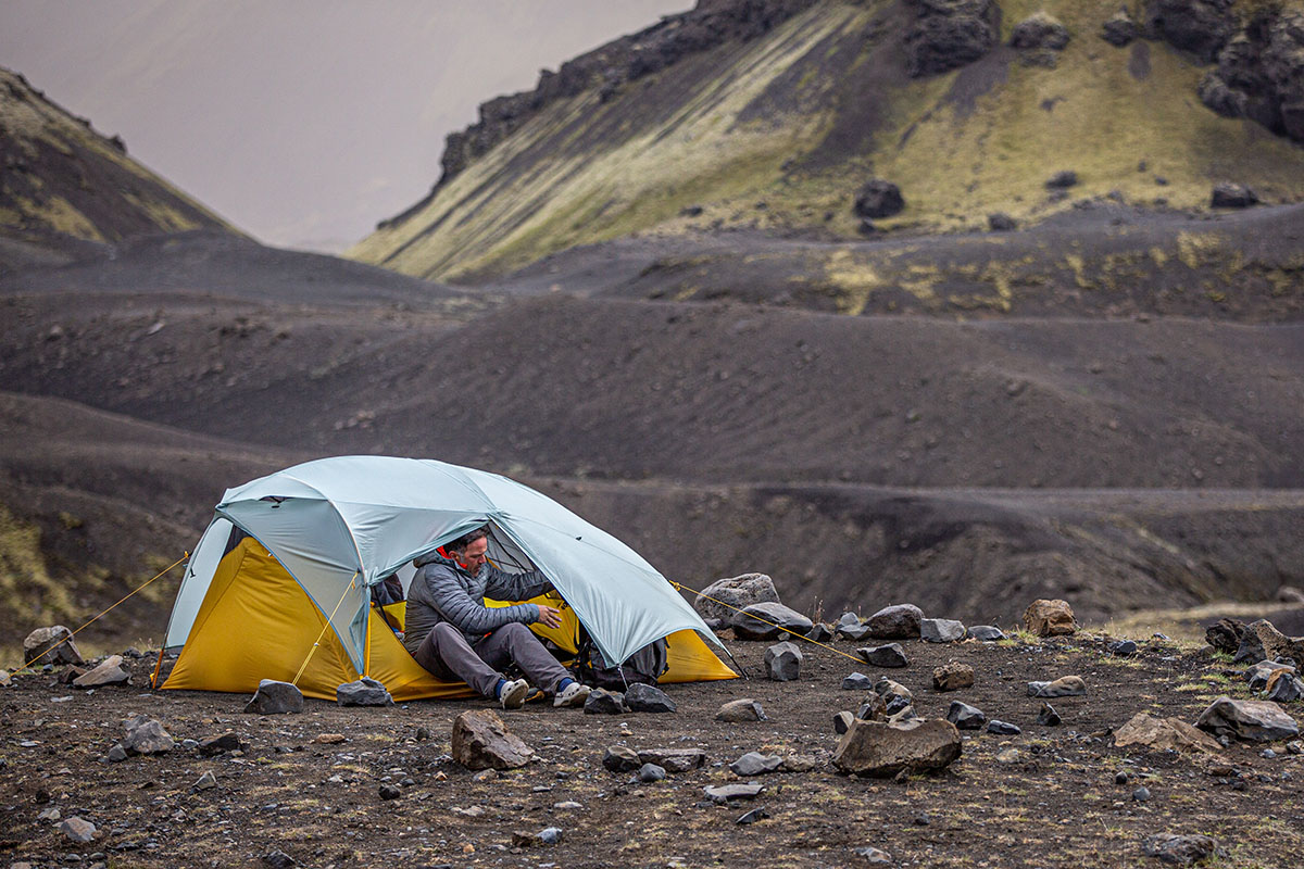 Arc'teryx Cerium Hybrid Hoody (sitting in tent)