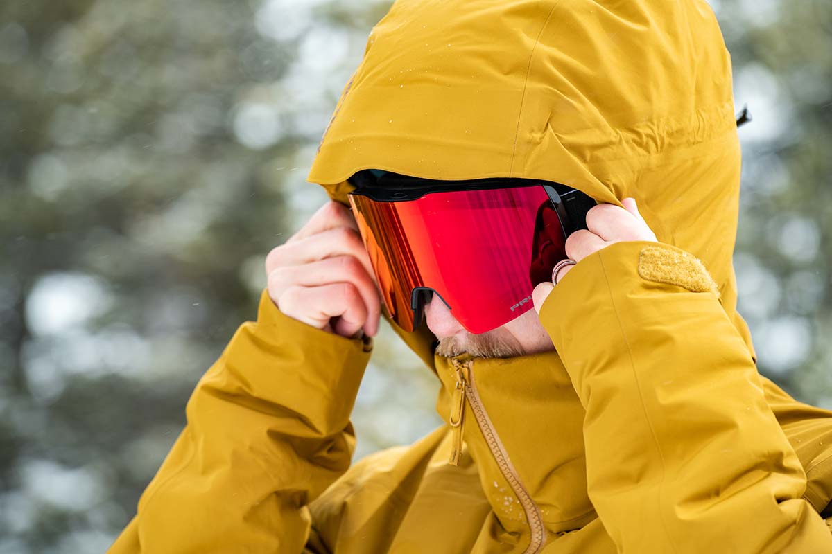 Arc'teryx Macai ski jacket (hood shape)