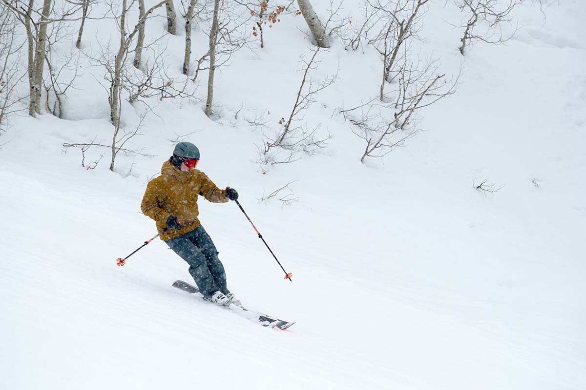 Arc'teryx Macai ski jacket (skiing 2)