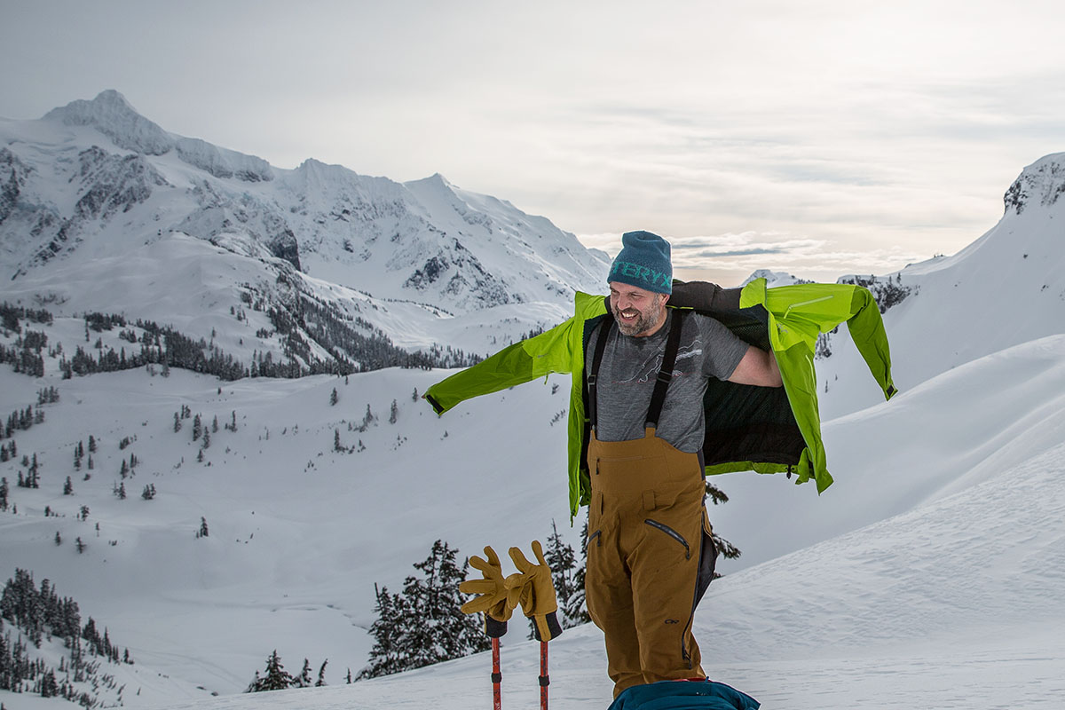 Arc'teryx Rush IS jacket (putting on)