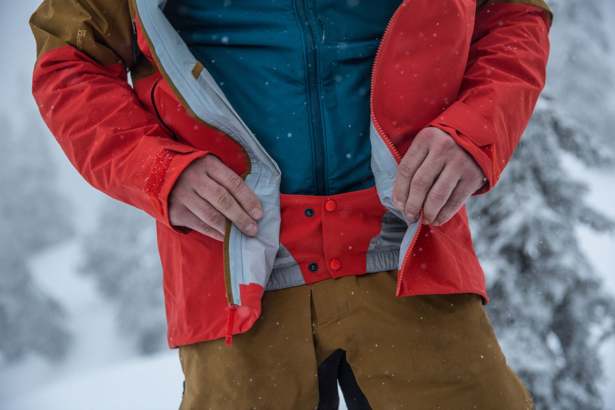 Arc'teryx Men's Rush Ski Jacket - Powder7