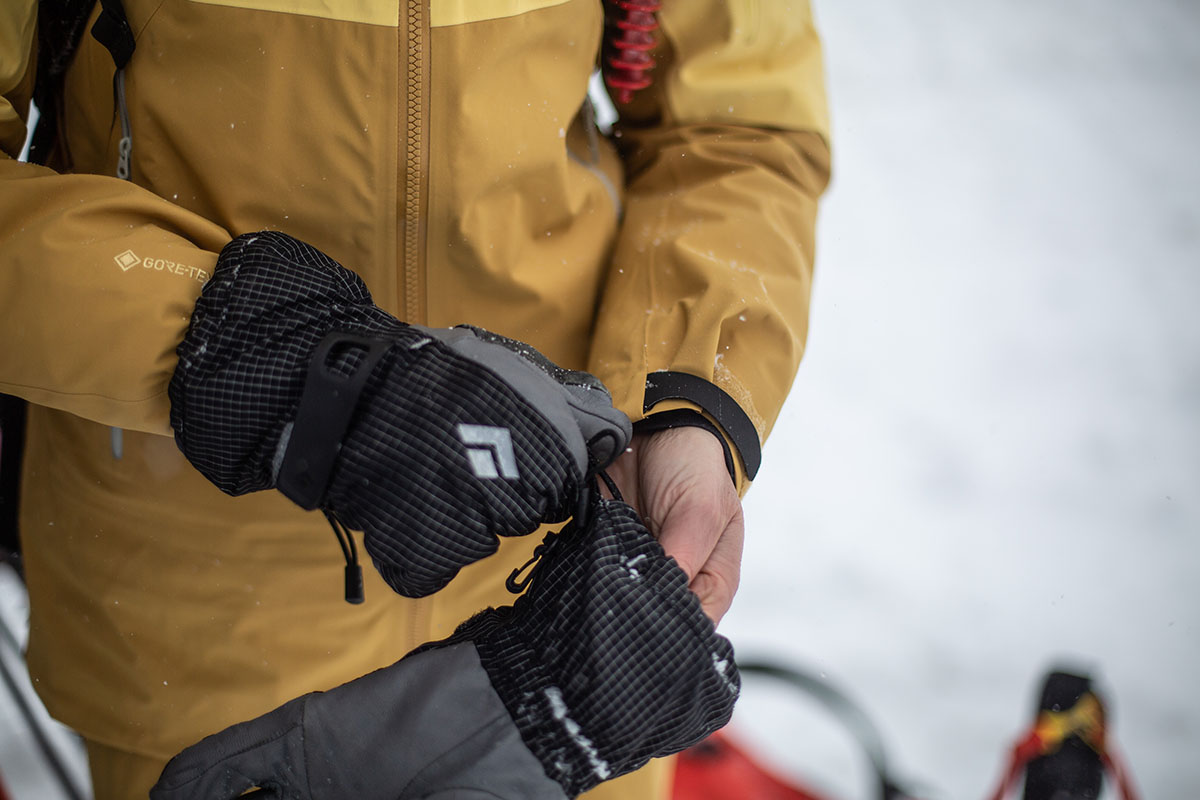 Arc'teryx Sentinel Jacket (Velcro cuffs)