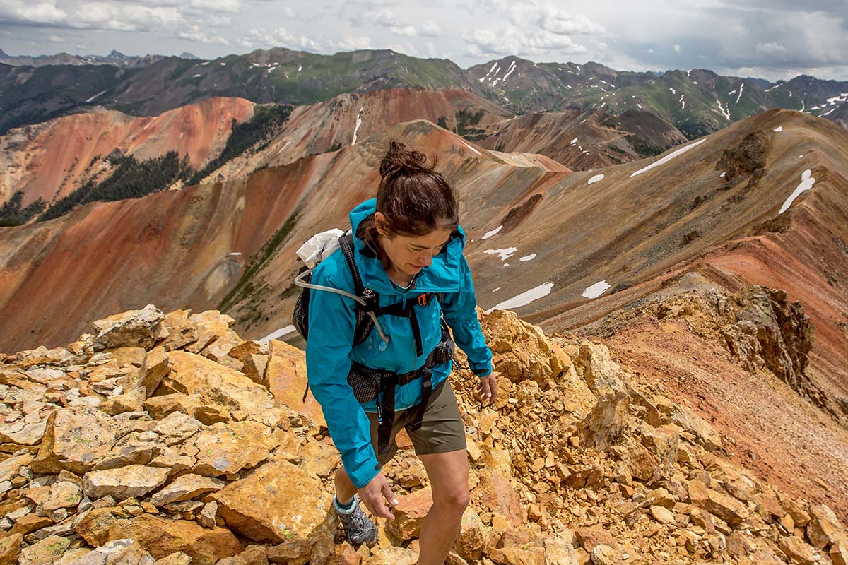 hiking ridgeline)