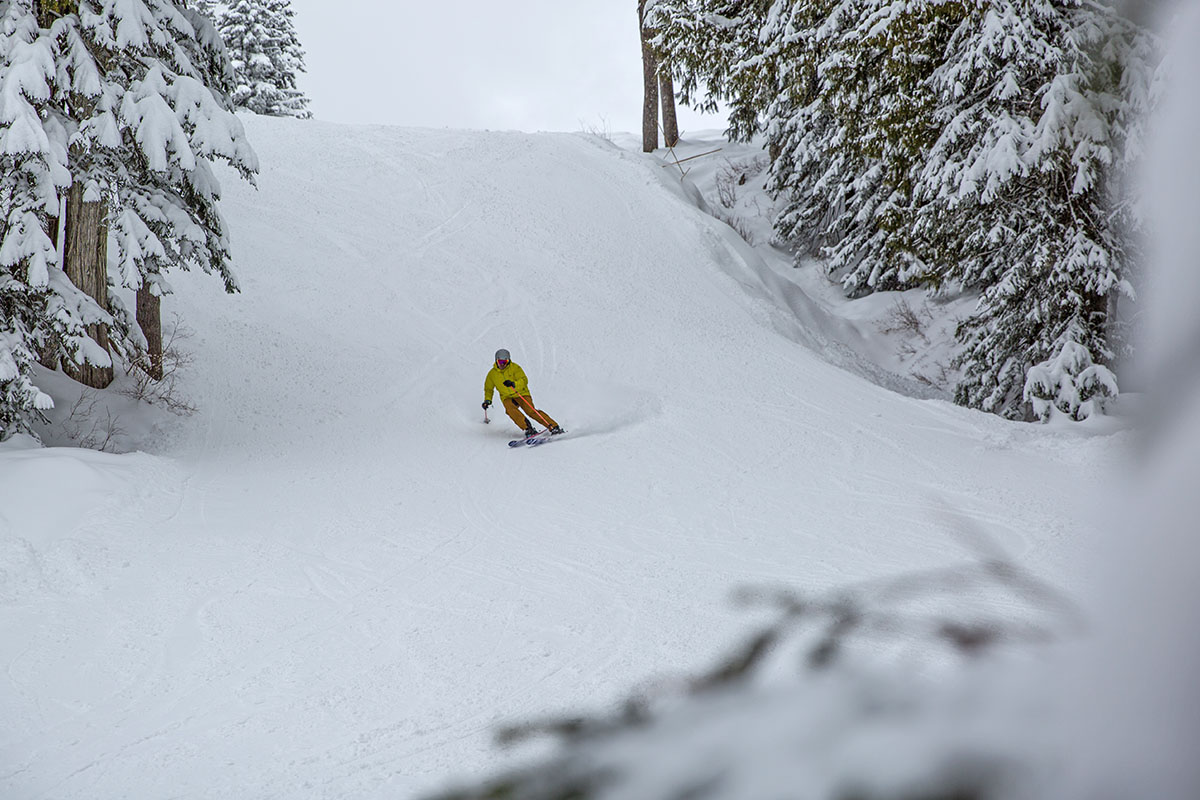 Black Crows Corvus skis (skiing groomer)