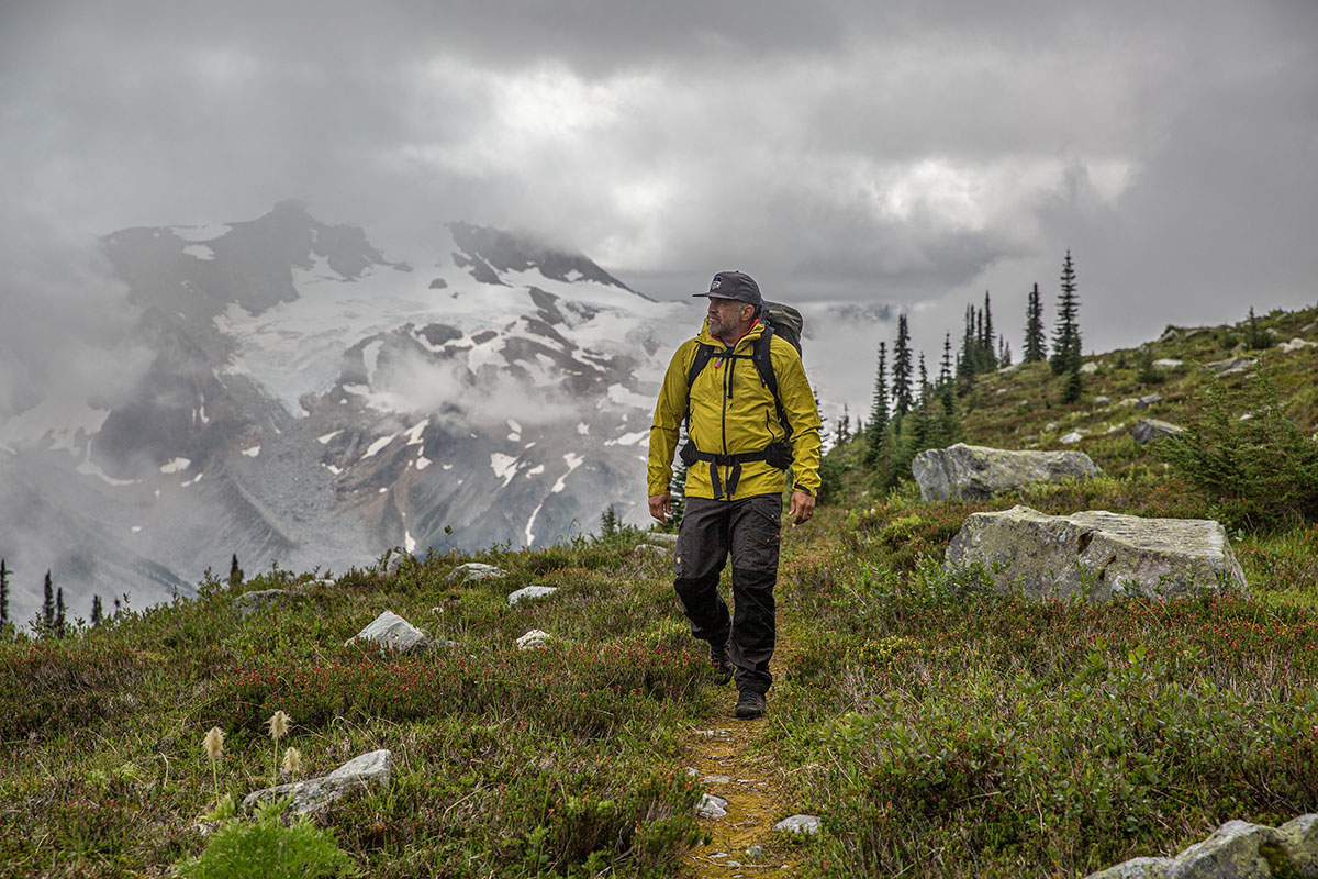 Black Diamond Highline Stretch Shell (moody weather)