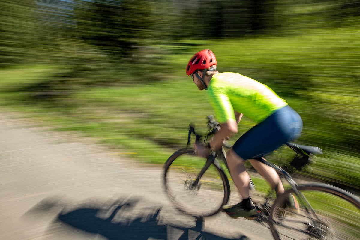 Cannondale Topstone 105 gravel bike (traveling fast)