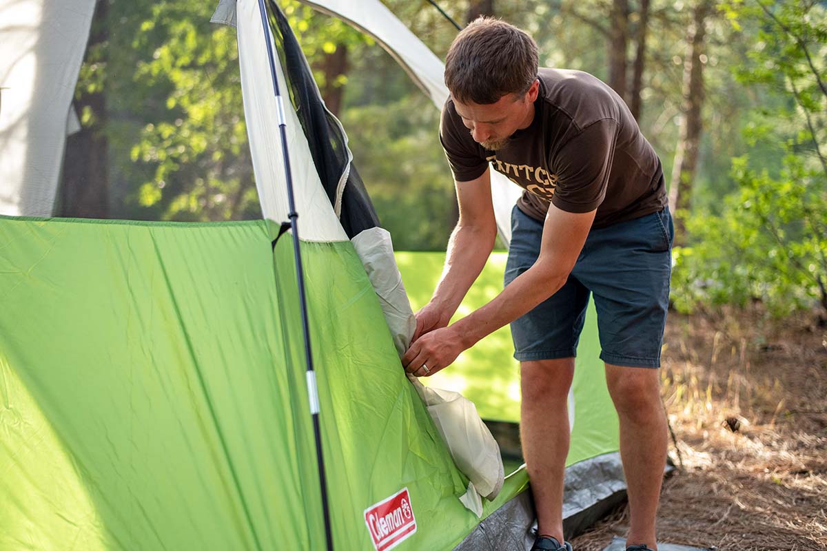 Coleman Sundome 6 Tent (door)