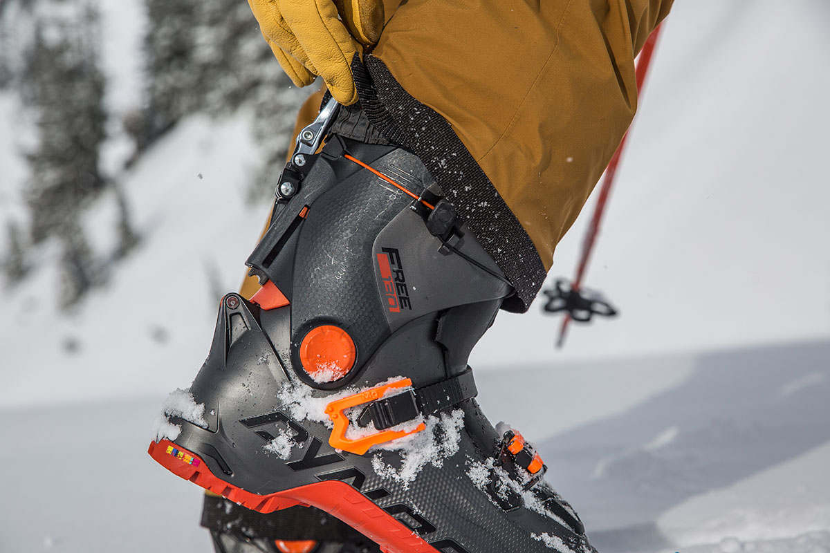 Dynafit Hoji Free ski boots (transitioning closeup)