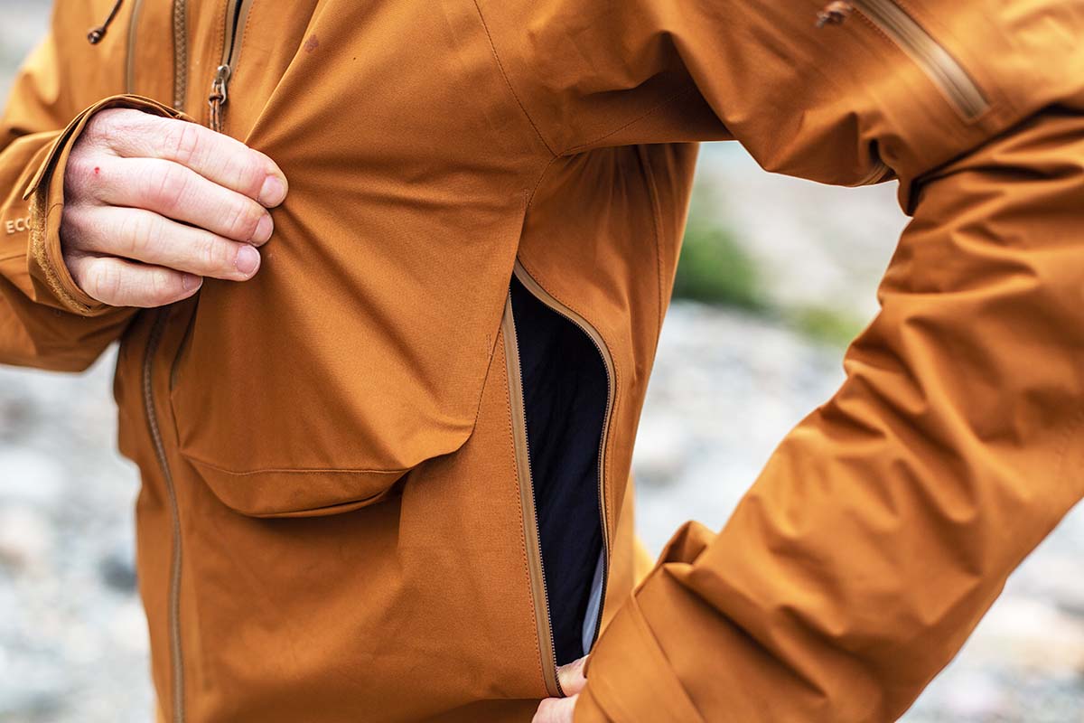 Fjallraven Keb Eco-Shell Jacket (core vents and pocket bellows)