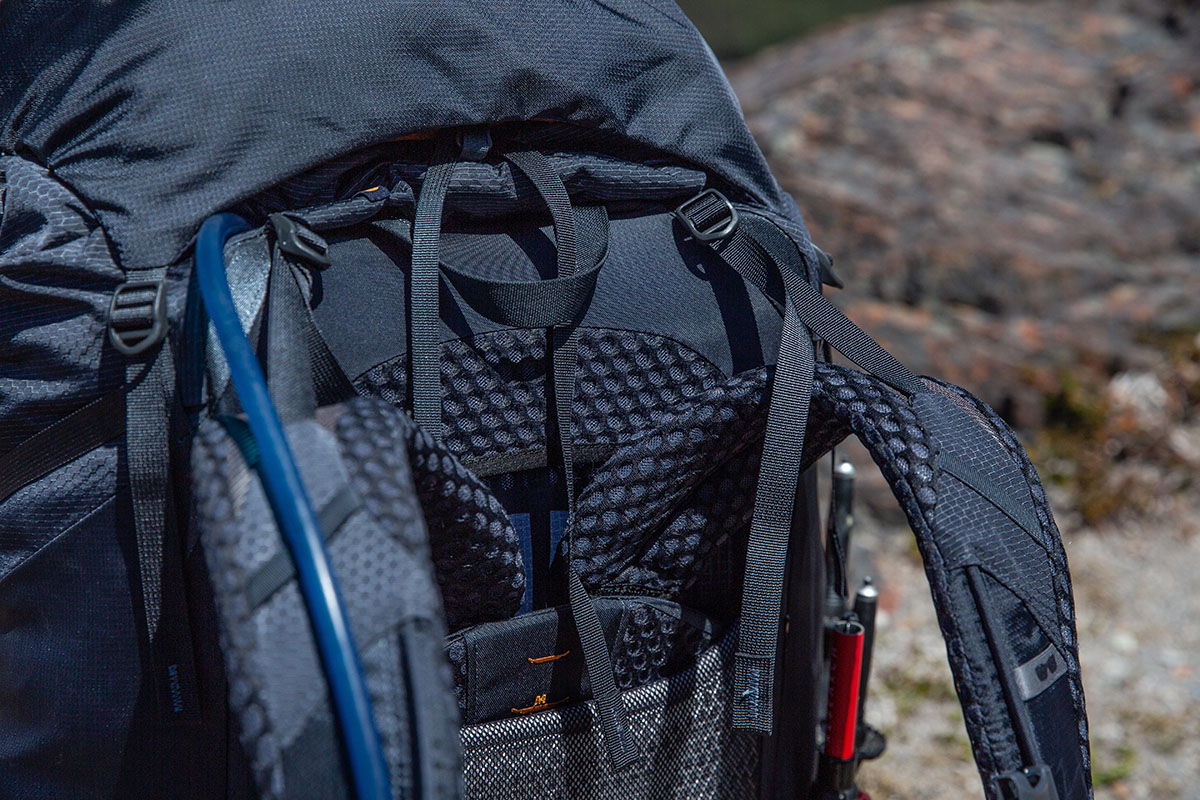 Gregory Baltoro 75 backpack (closeup of shoulder straps)