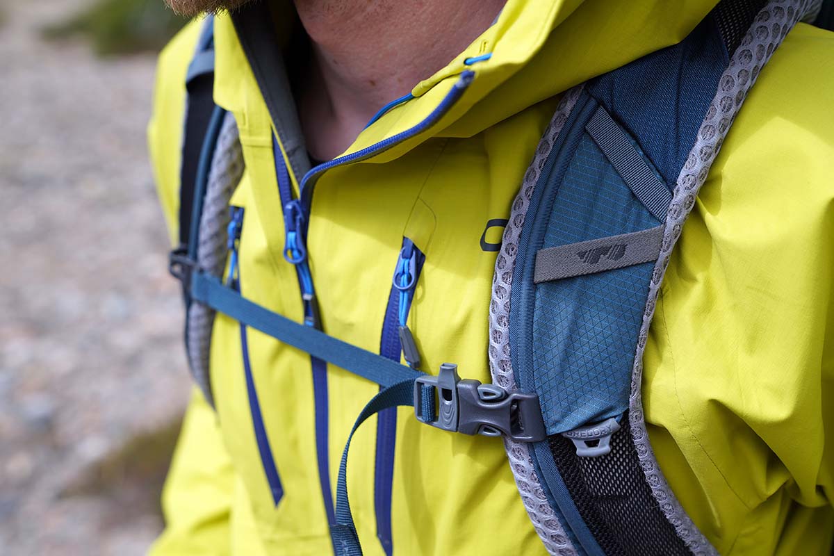 Gregory Paragon 58 backpacking pack (shoulder and sternum strap detail)