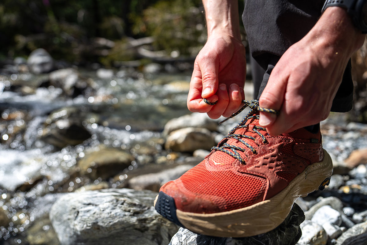 Hoka Anacapa 2 Low GTX hiking shoe (tying laces)