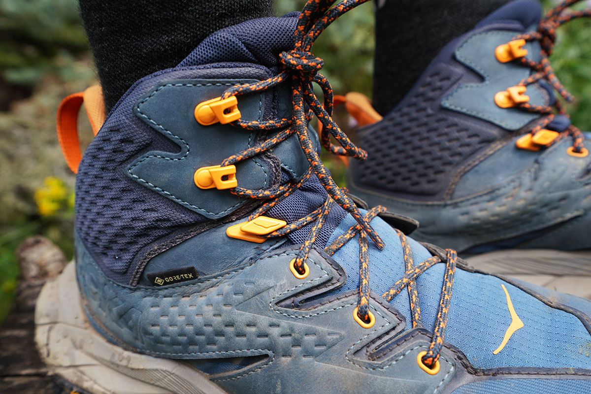 Hoka One One Anacapa Mid GTX hiking boot (lacing system up close)