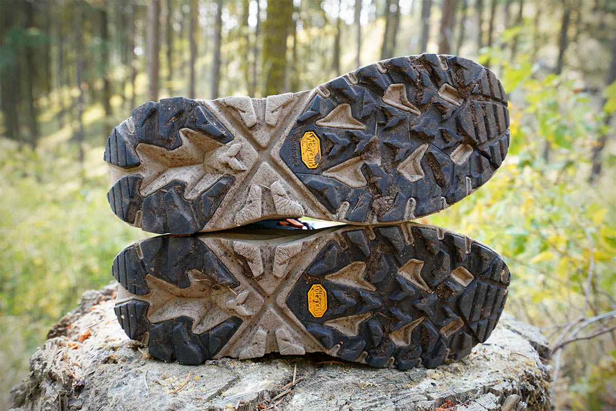 Hoka One One Anacapa hiking boots (tread closeup)