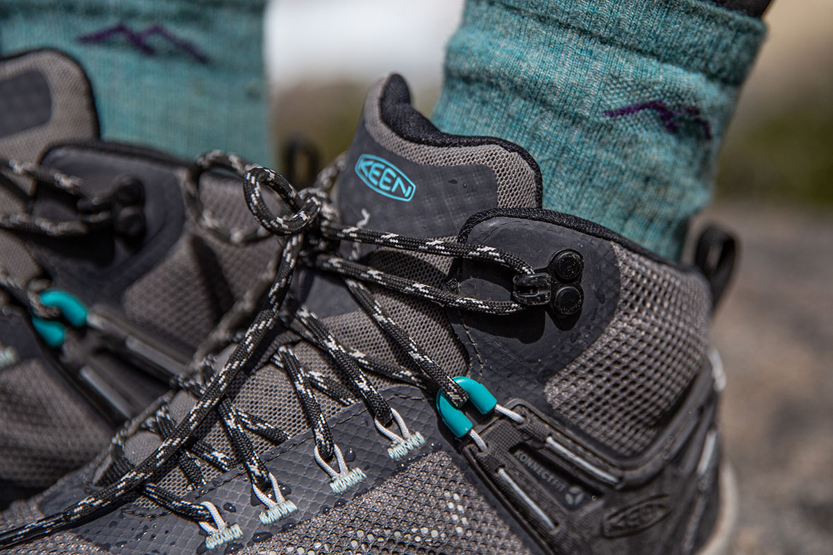 KEEN NXIS EVO WP hiking boots (closeup of laces)