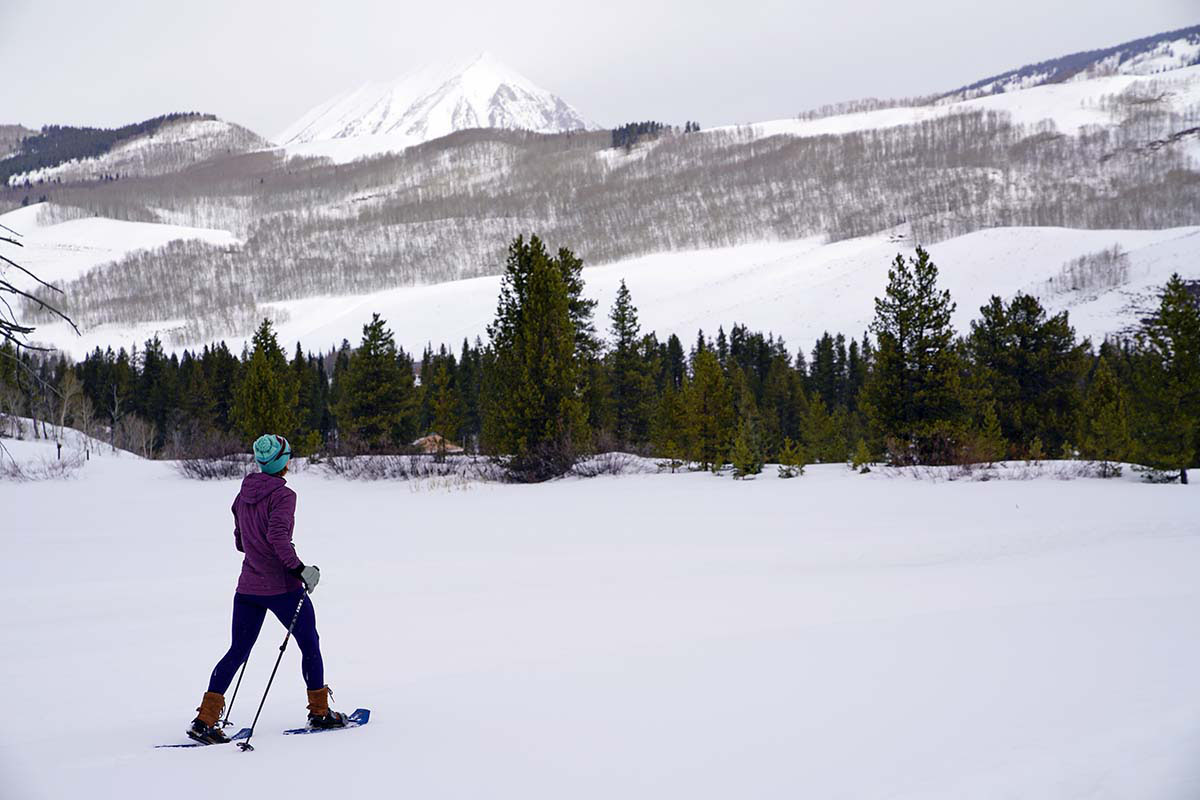 MSR Evo Trail snowshoes (view of mountains)