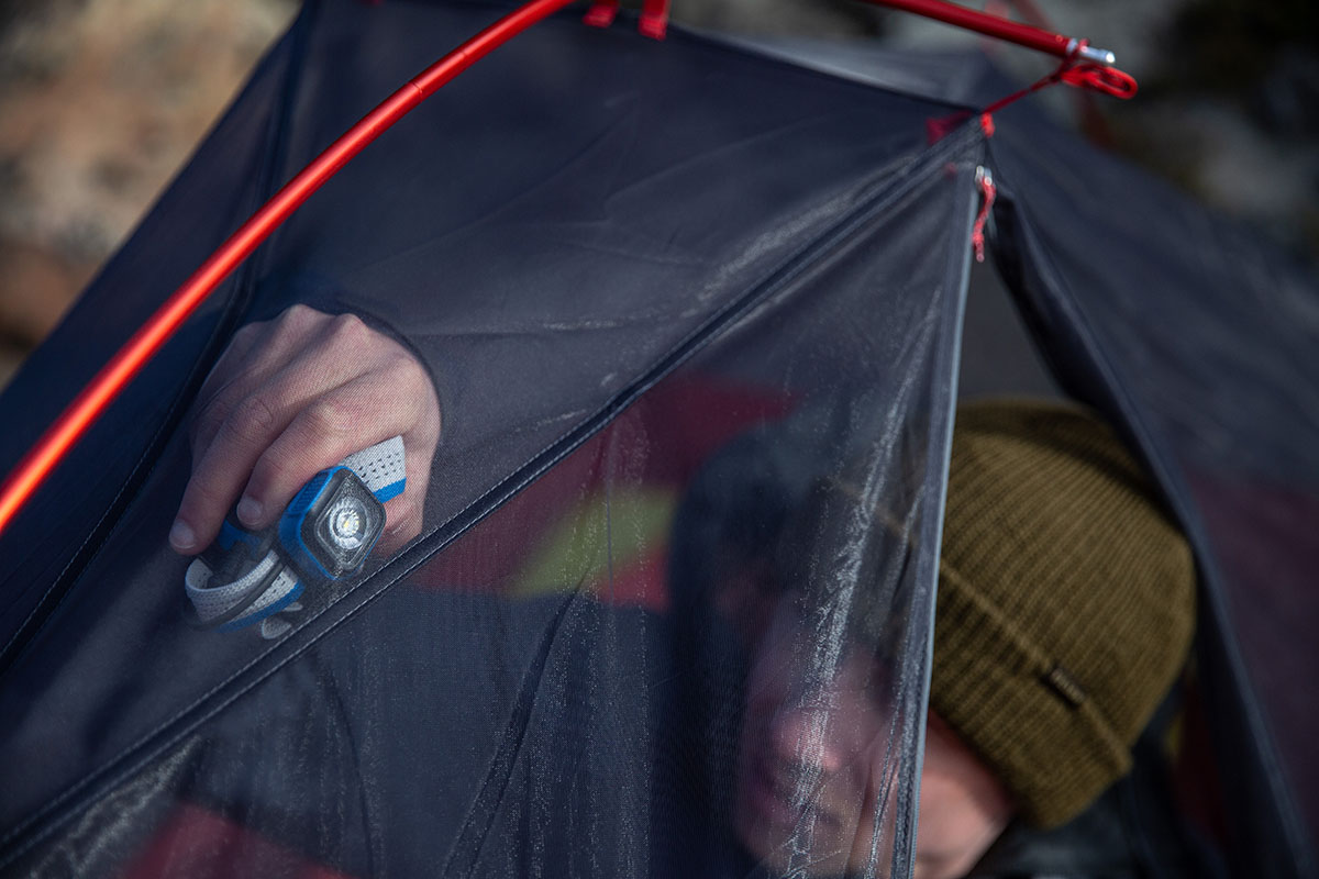 ​​MSR FreeLite 2 backpacking tent (roof pocket with headlamp)