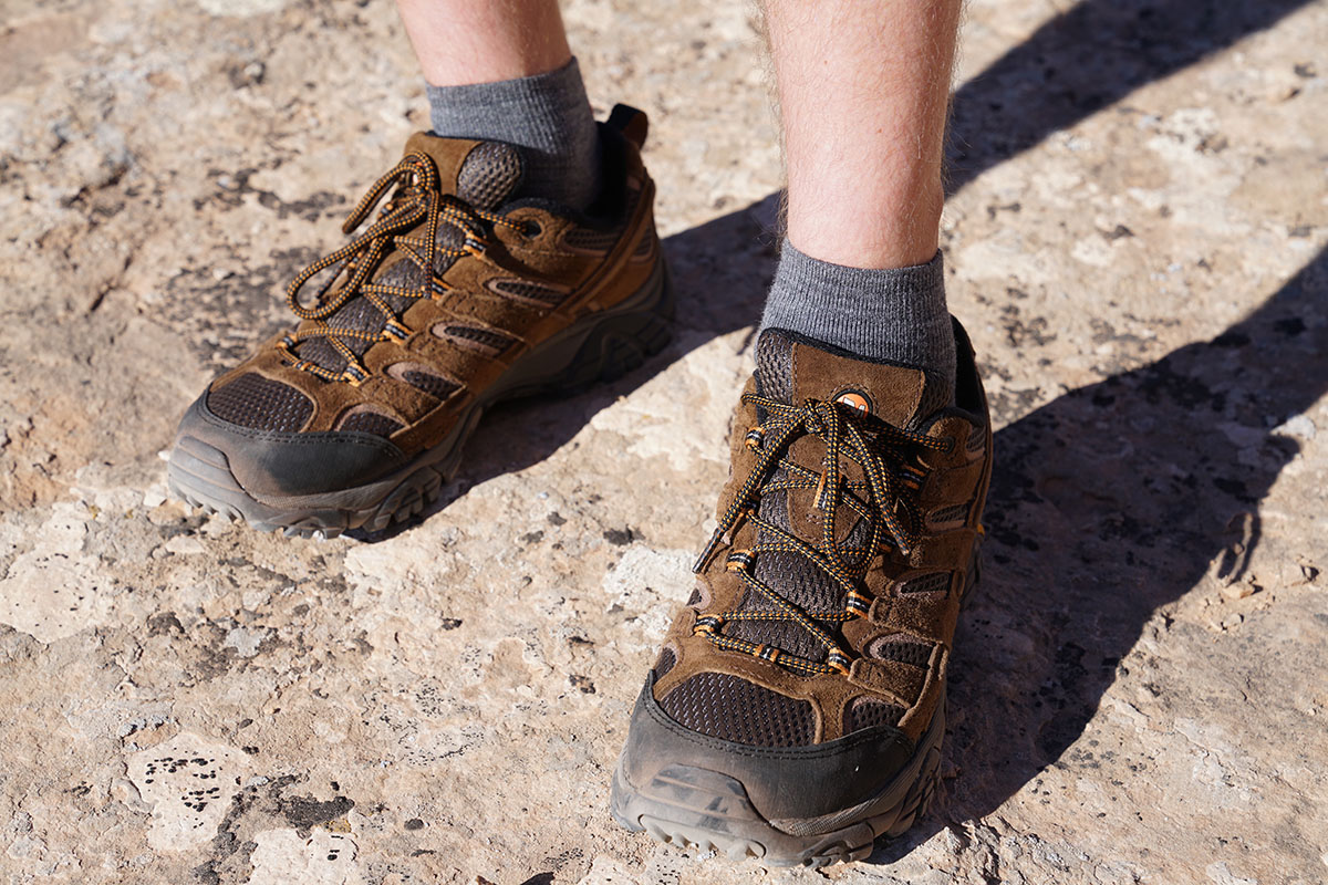 merrell moab weight