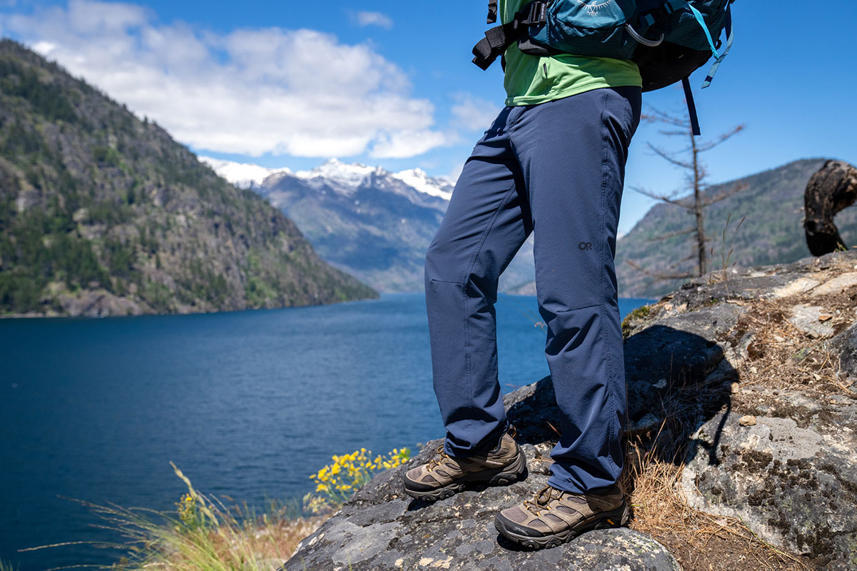 ​Merrell Moab 3 hiking shoe (from side)