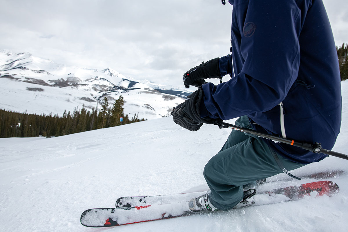 Nordica Enforcer 94 (closeup while skiing)