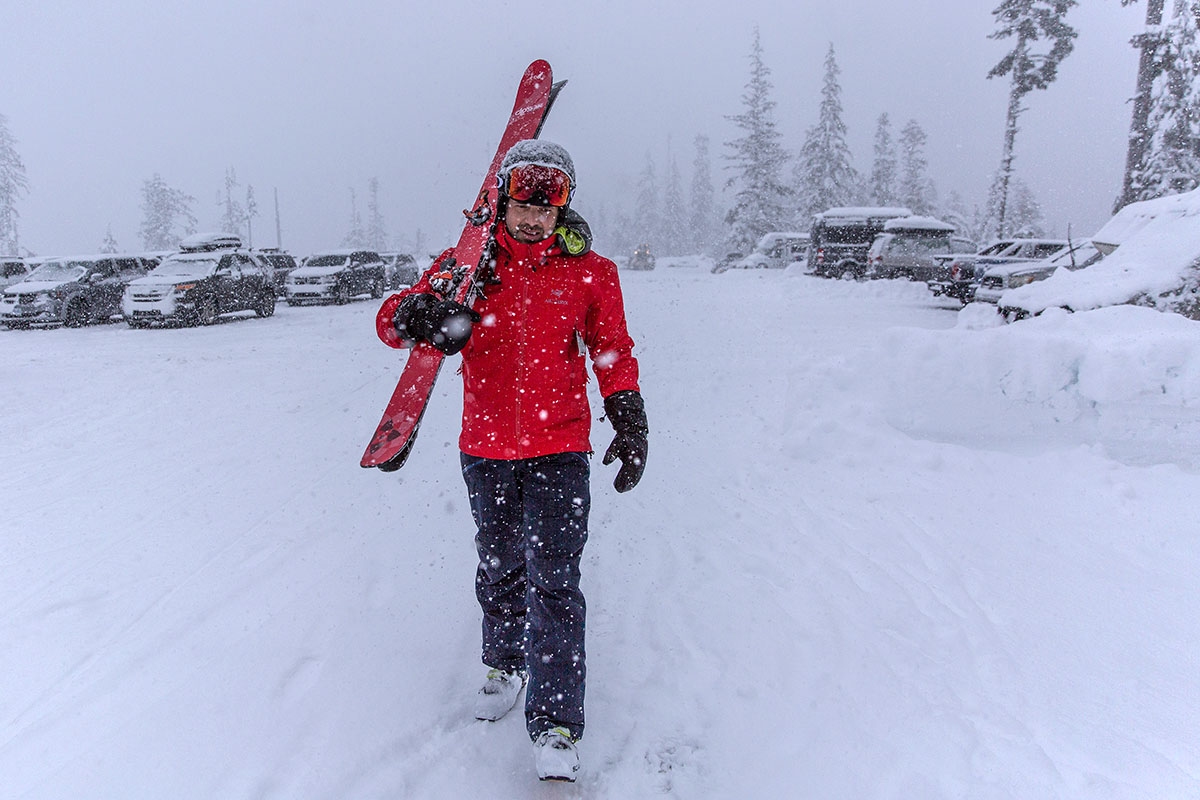 Oakley MOD5 helmet (snow storm)