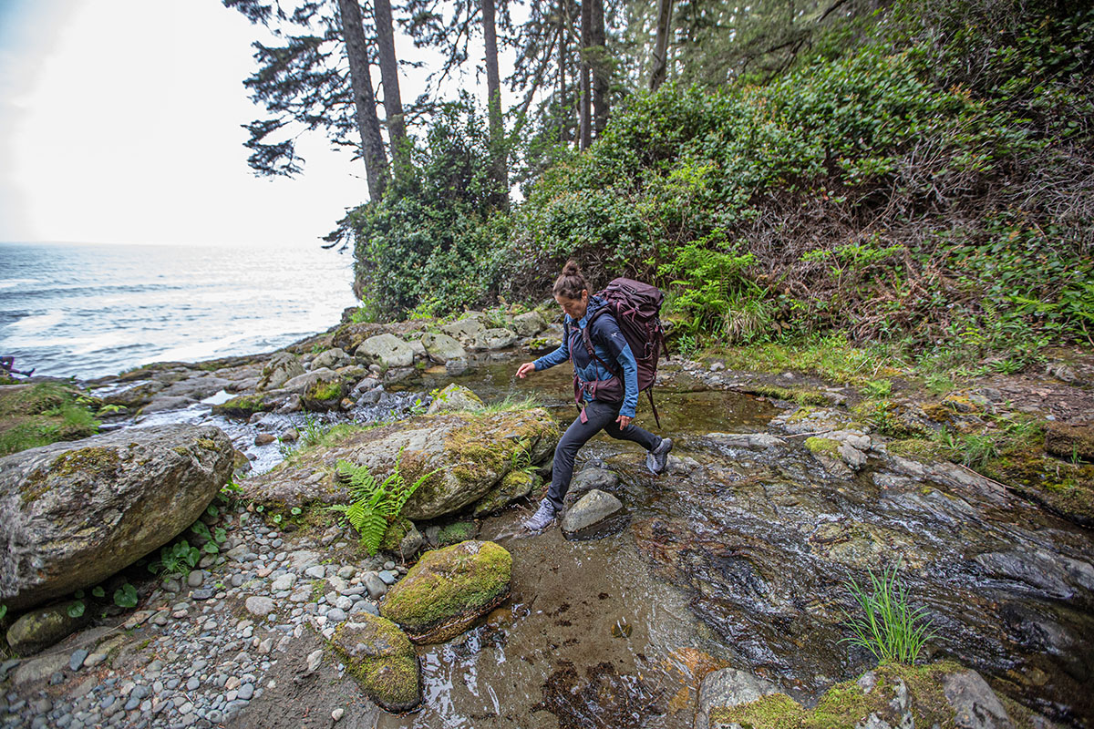 Oboz Katabatic Mid Waterproof hiking boot (stepping through water)