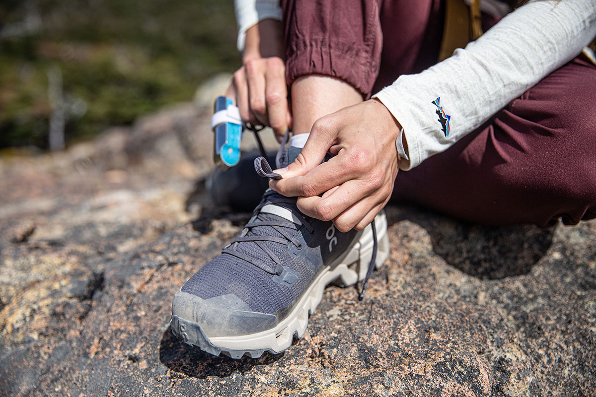 On Cloudwander Waterproof hiking shoes (tying laces)