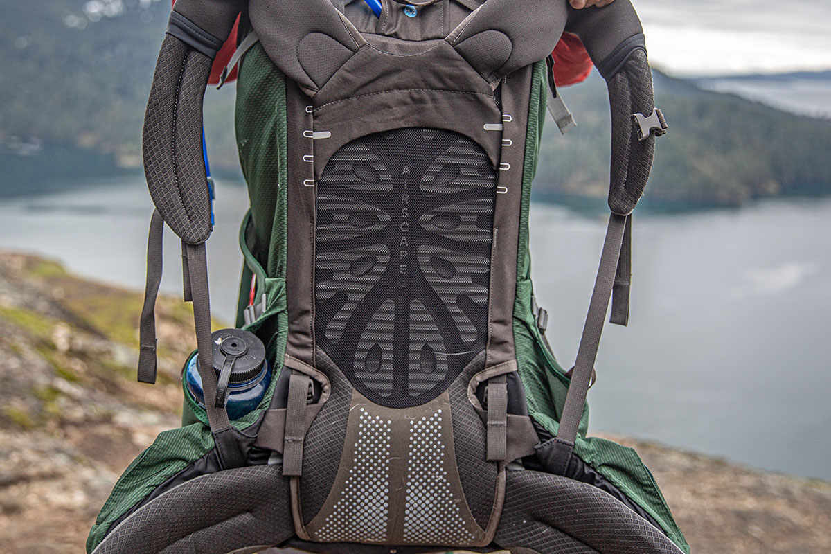 Osprey Aether Plus 70 backpacking pack (AirScape backpanel)