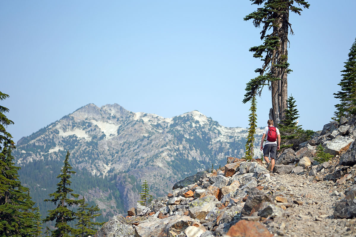 Osprey Daylite Plus pack (hiking on rocky trail)