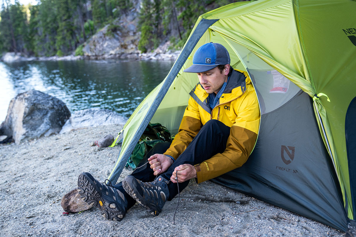 ​​Outdoor Research Foray II GTX rain jacket (tying shoes)
