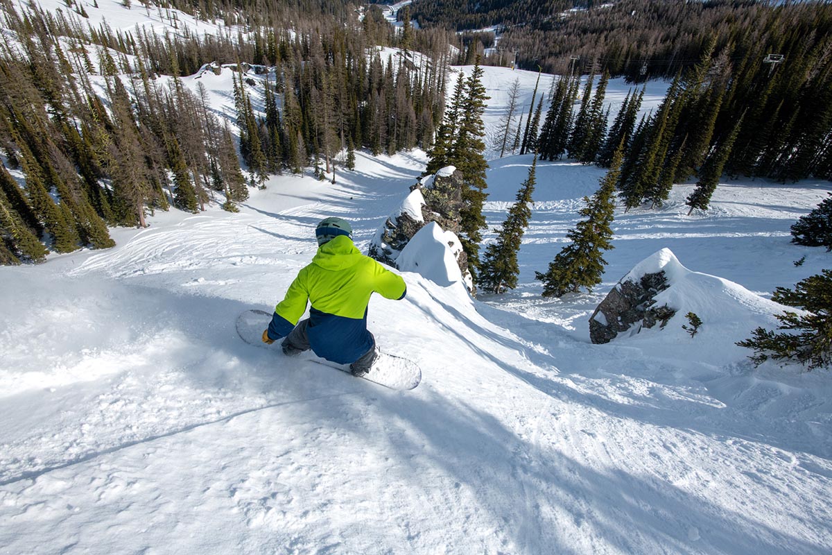 Patagonia 3-in-1 Snowshot jacket (dropping into chute)