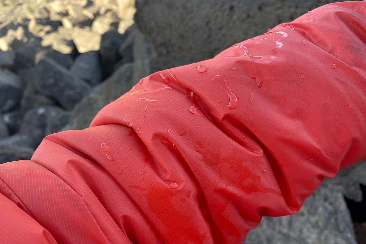 Beads of water on Pertex Quantum Pro with DWR (Patagonia DAS Parka)