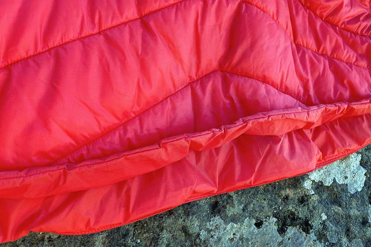 Synthetic insulated jacket hem and cinch (Patagonia DAS Parka)