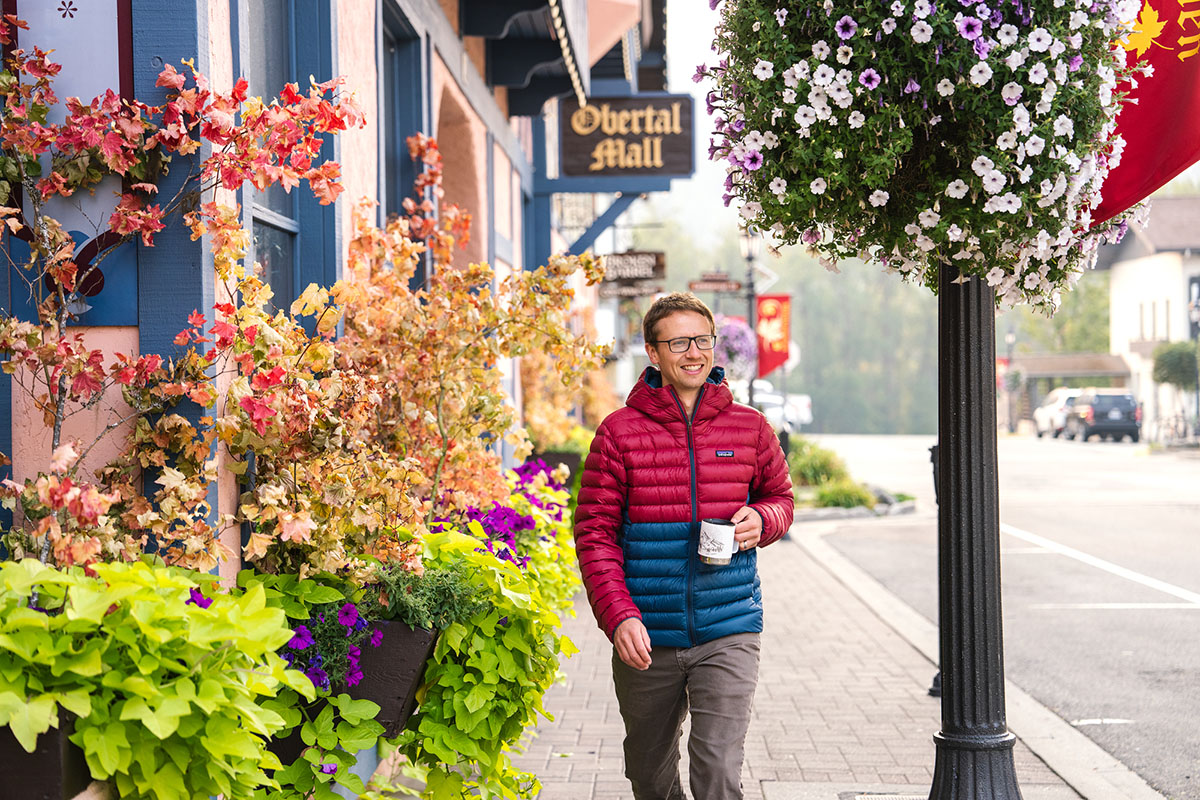 ​​Patagonia Down Sweater Hoody (walking around town)