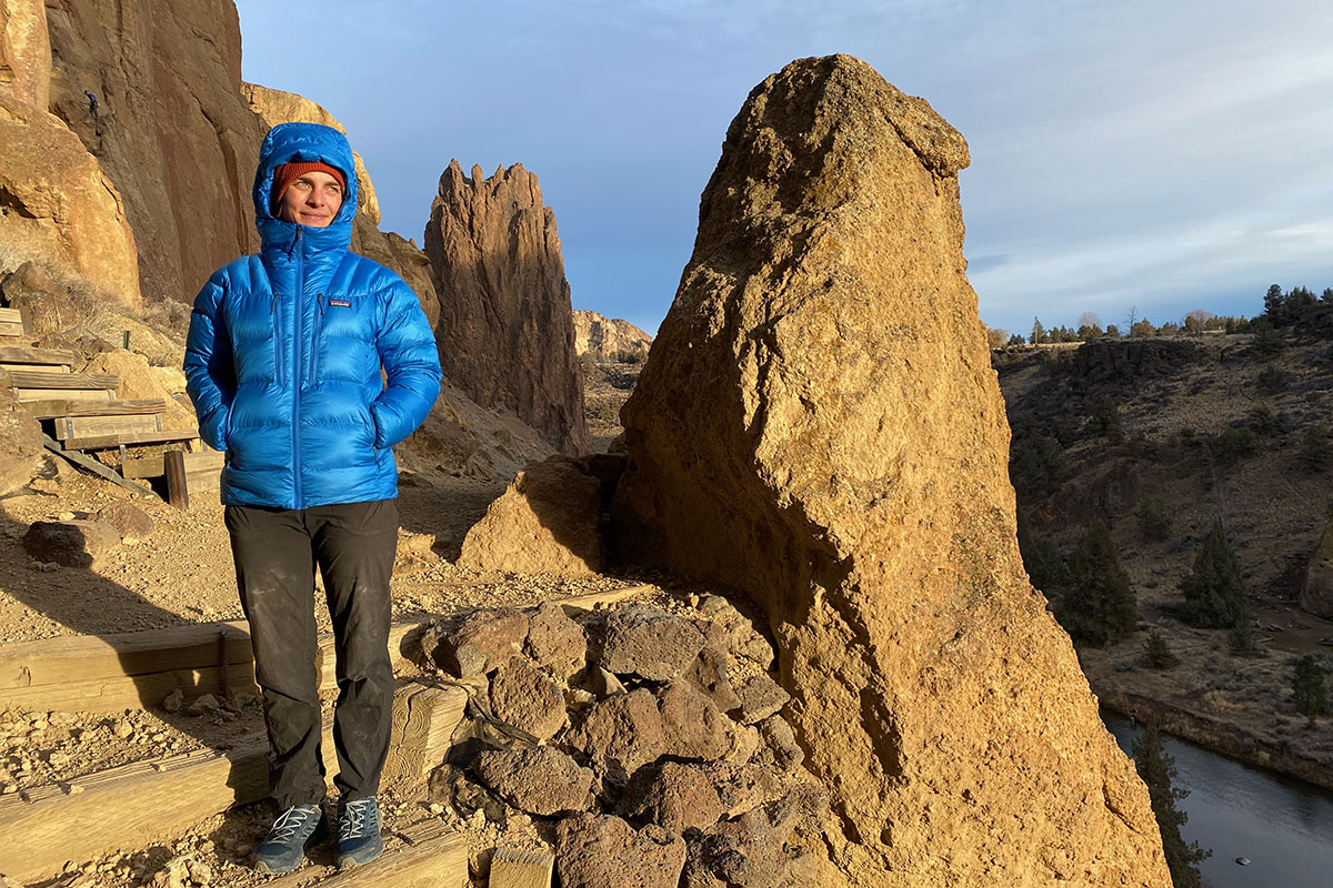 Patagonia Fitz Roy Down Hoody (Smith Rock overlook)