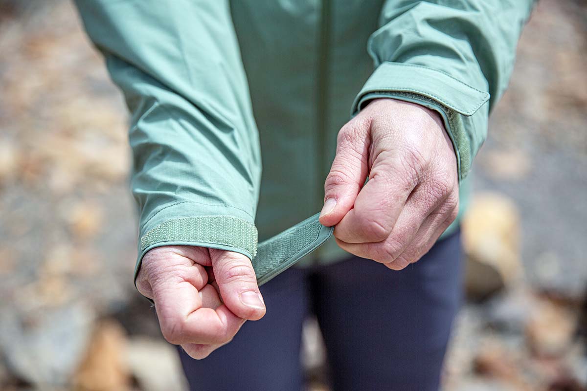 Patagonia Granite Crest rain jacket (Velcro cuffs)