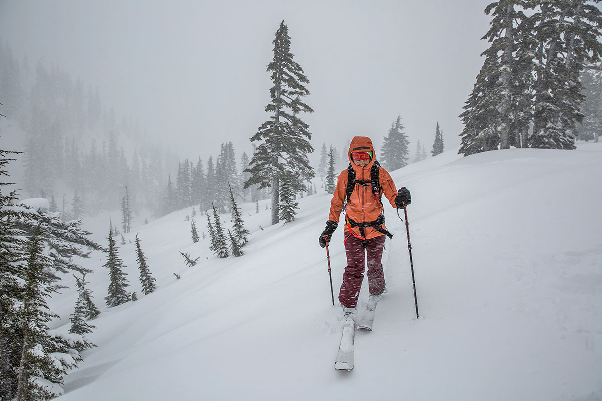 Patagonia PowSlayer ski jacket (skinning in harsh weather)