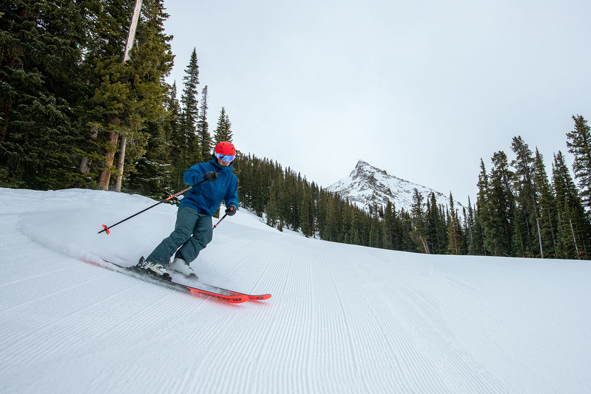 Patagonia Powder Bowl ski jacket (skiing with mountain views)