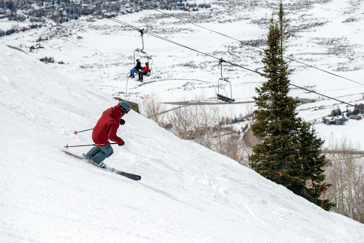 Patagonia Primo Puff Ski Snowboard Jacket (skiing near chairlift)